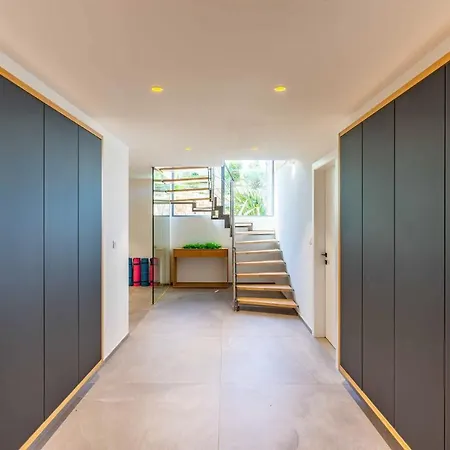 Vila Palma Giens - Vue Panoramique -piscine Chauffee Mai A Septembre- 4 -garage Hyères