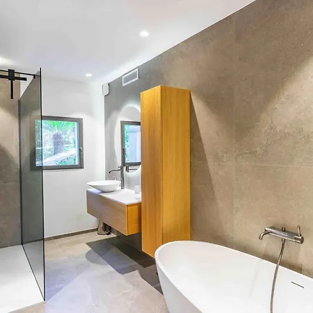 Palma Giens - Vue Panoramique -piscine Chauffee Mai A Septembre- 4 -garage Hyères